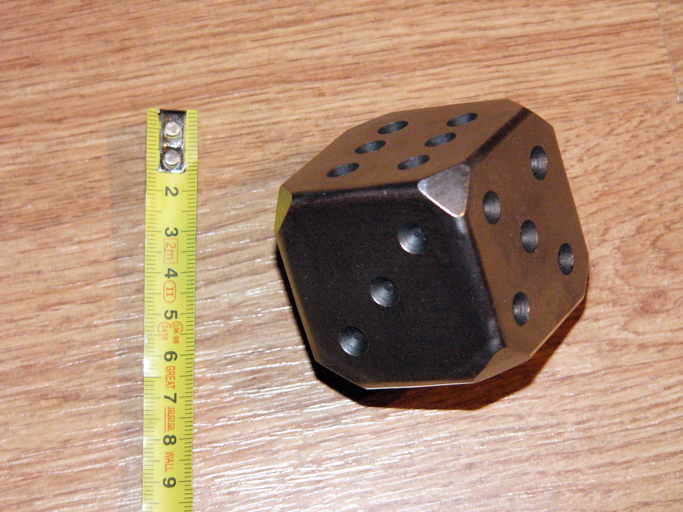 kostka - není na házení